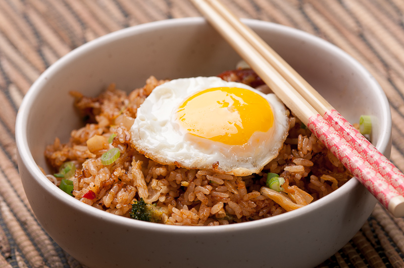 Рис с мясом на сковороде — рецепты с пошаговыми фото и видео